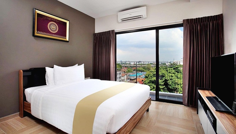 Chiva Bangkok Hotel, Singapore
