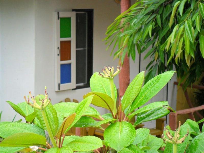 Khaolak C-nior Bungalows, Singapore