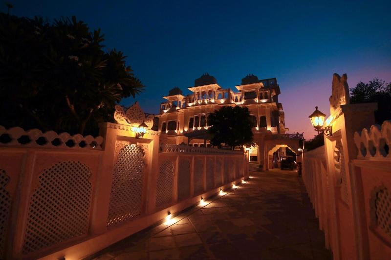 Photo of Sterling Jaisinghgarh Udaipur, 3-star hotel in Lake Pichola