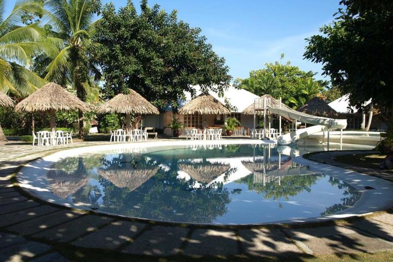 Photo of Almont Inland Resort, 3-star hotel in Butuan