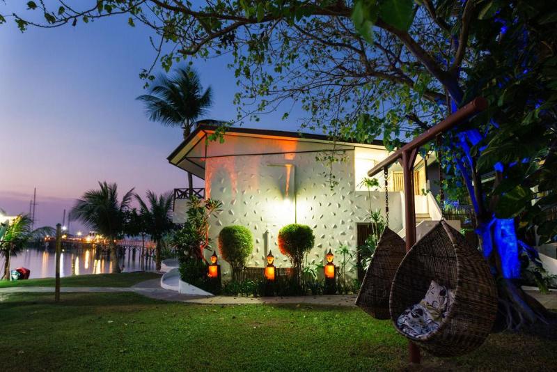 Photo of Samui Pier Beach Front Resort, 3-star hotel in Koh Samui