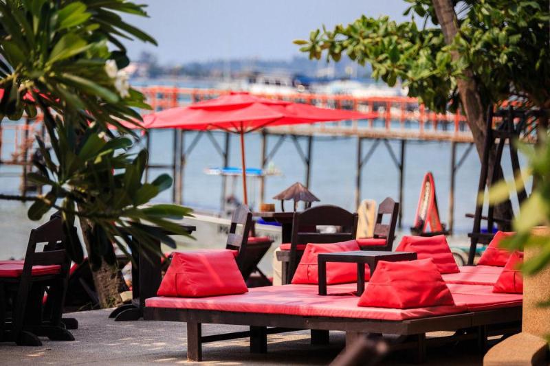 Photo of Samui Pier Beach Front Resort, 3-star hotel in Koh Samui