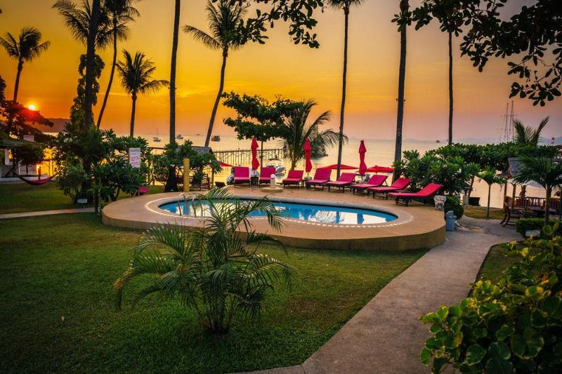 Photo of Samui Pier Beach Front Resort, 3-star hotel in Koh Samui