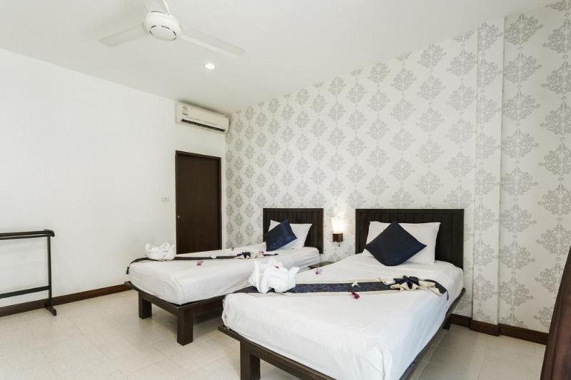 Photo of Samui Pier Beach Front Resort, 3-star hotel in Koh Samui