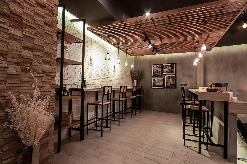 Photo of Get Zleep Premium Budget Hotel, 3-star hotel in Chang Phueak