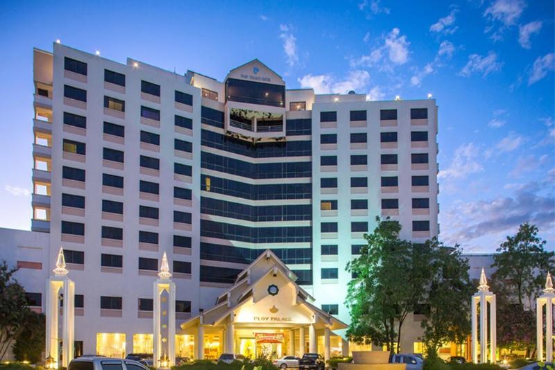 Photo of Ploy Palace Hotel, 3-star hotel in Mukdahan