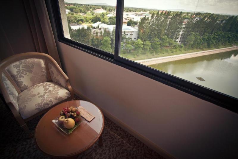 Photo of Ploy Palace Hotel, 3-star hotel in Mukdahan