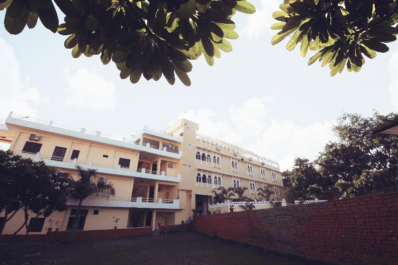 The Kanchangarh Resort, 3-star hotel in Udaipur District