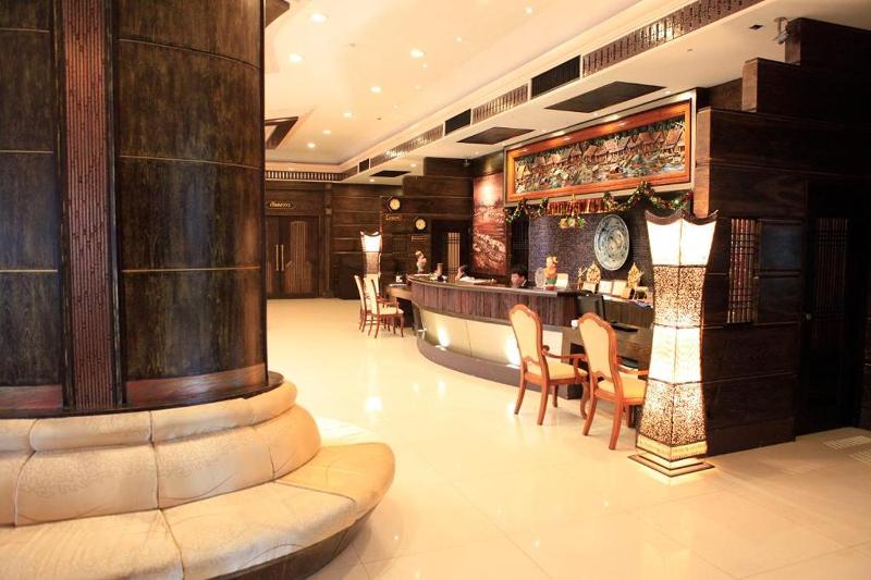 Photo of Ruean Phae Royal Park Hotel, 4-star hotel in Phitsanulok