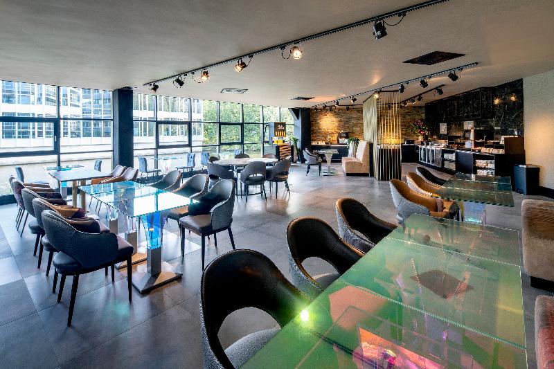 Photo of Diamond Capsule Hotel Amsterdam South, 2-star hotel in Amsterdam