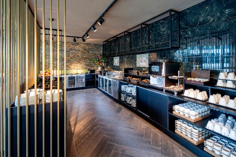 Photo of Diamond Capsule Hotel Amsterdam South, 2-star hotel in Amsterdam