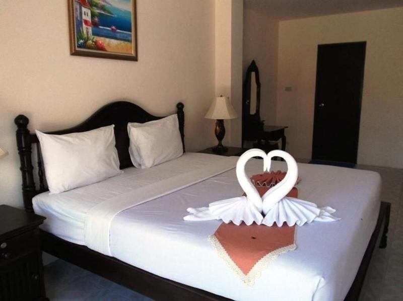 Photo of Panupong Hotel, 2-star hotel in Chaweng City Center