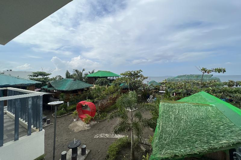 Photo of Lover'S Point Beach Front Resort hotel in Lian
