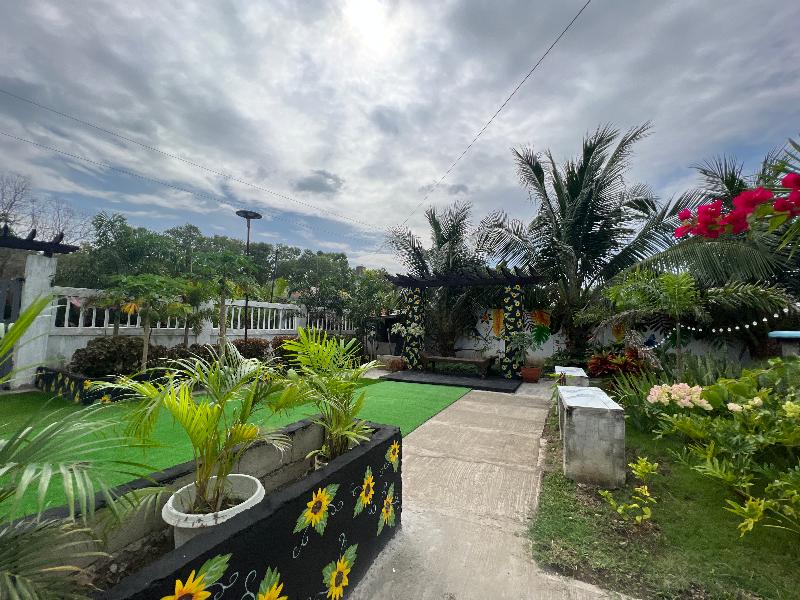 Photo of Lover'S Point Beach Front Resort hotel in Lian