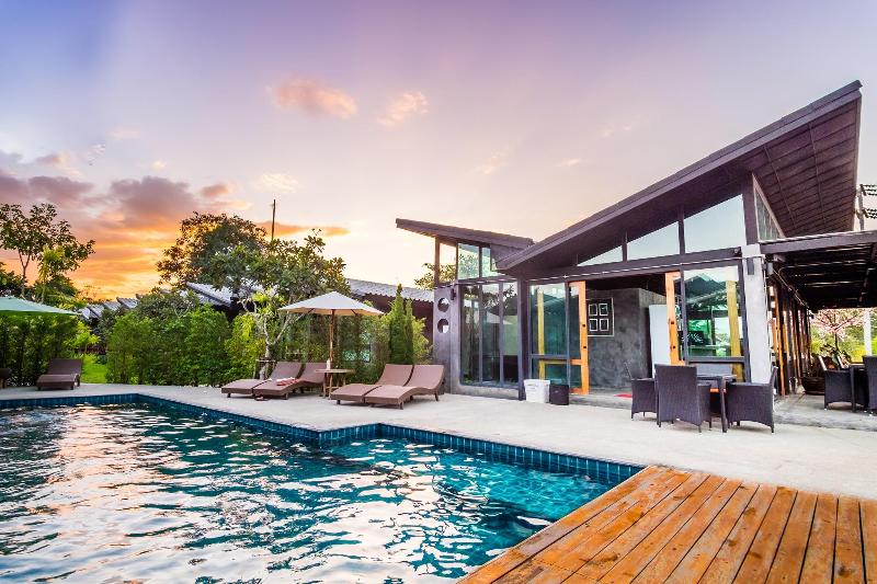 Photo of Family House Zen Boutique Resort, 4-star hotel in Mae Hong Son (province)