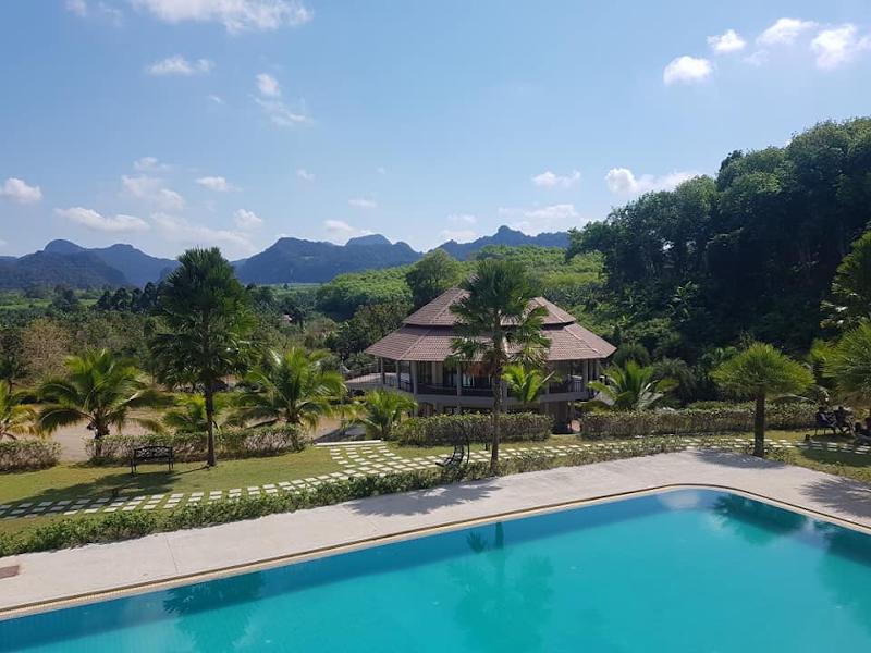 Photo of Takhun Mountain View Hotel, 3-star hotel in Surat Thani (and vicinity)