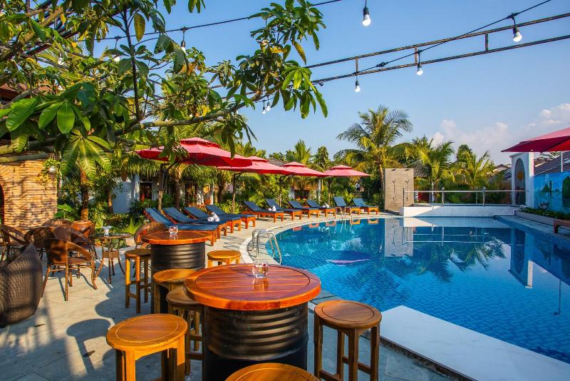 Palm Hill Resort Phu Quoc, Singapore