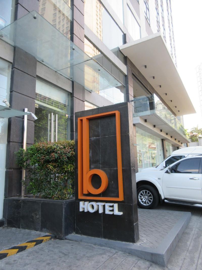 B Hotel Quezon City, 4-star hotel in Diliman