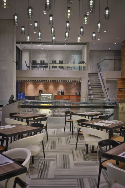 Photo of B Hotel Quezon City, 4-star hotel in Diliman