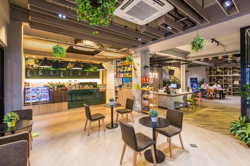Photo of Snoozz Hotel - Hostel, 2-star hotel in Downtown Krabi