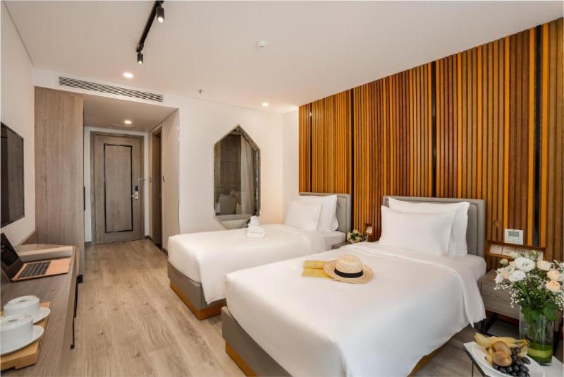 Orient Hotel Da Nang, Singapore