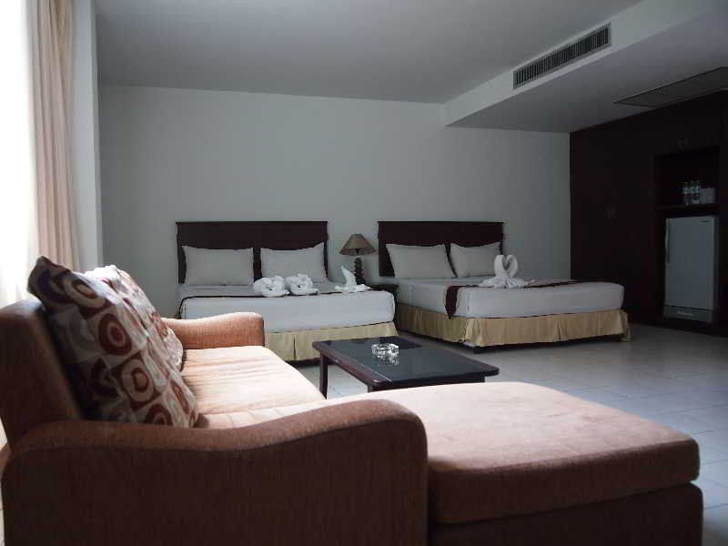 Photo of Crown Pattaya Beach Hotel, 3-star hotel in Central Pattaya