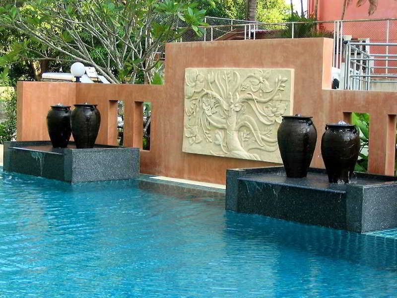 Photo of Crown Pattaya Beach Hotel, 3-star hotel in Central Pattaya