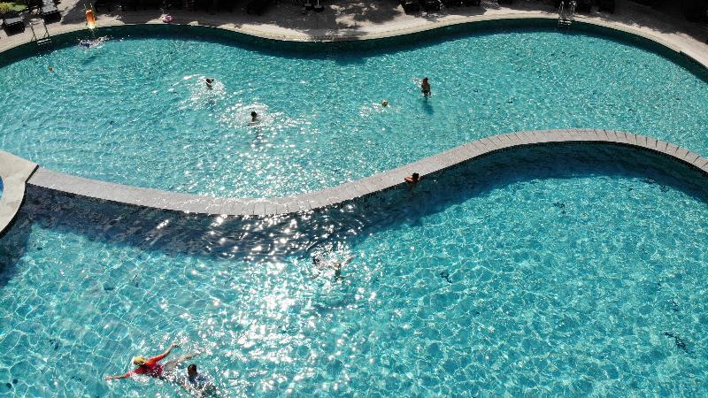 Wongamat Privacy Resort, Singapore