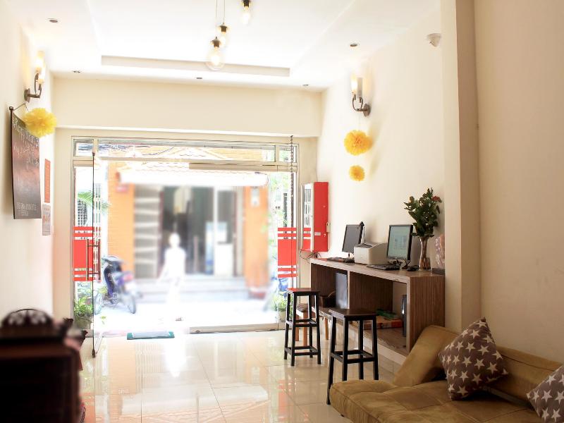 Giang Son 1 Hotel, Singapore