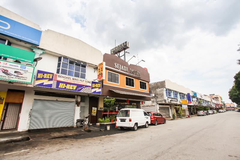 Photo of Sejati Hotel, 5-star hotel in Sitiawan