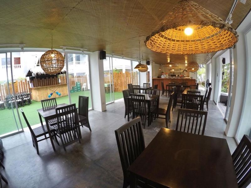 Photo of Seabird International Resort, 3-star hotel in Aklan