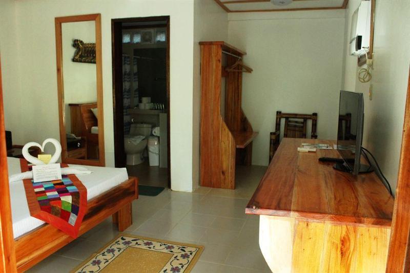 Photo of Nigi Nigi Too Beach Resort, 3-star hotel in Aklan