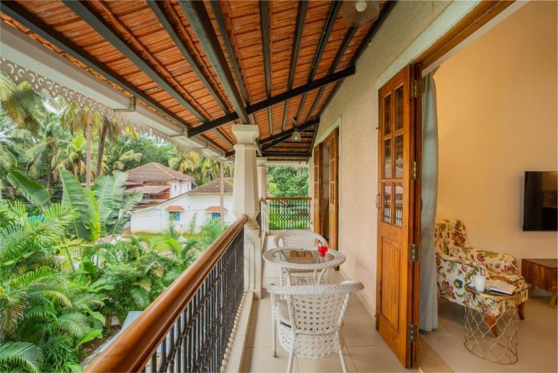 Elivaas - Opalys 4BHK Villa with private pool, 5-star hotel in Arpora