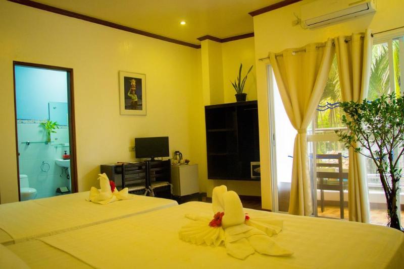 Photo of DiveGurus Boracay Beach Resort, 3-star hotel in Aklan