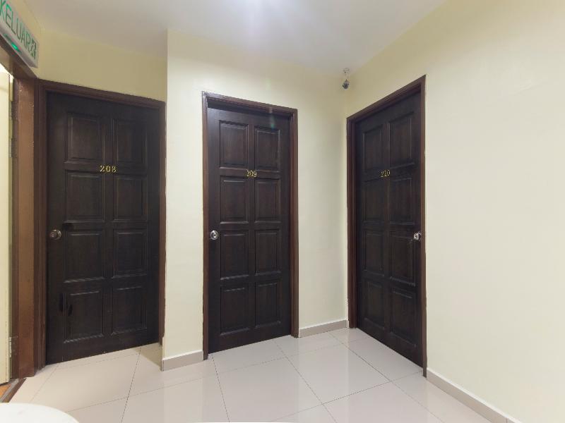 Photo of L Ferringhi Hotel, 1-star hotel in Kampung Batu Feringgi