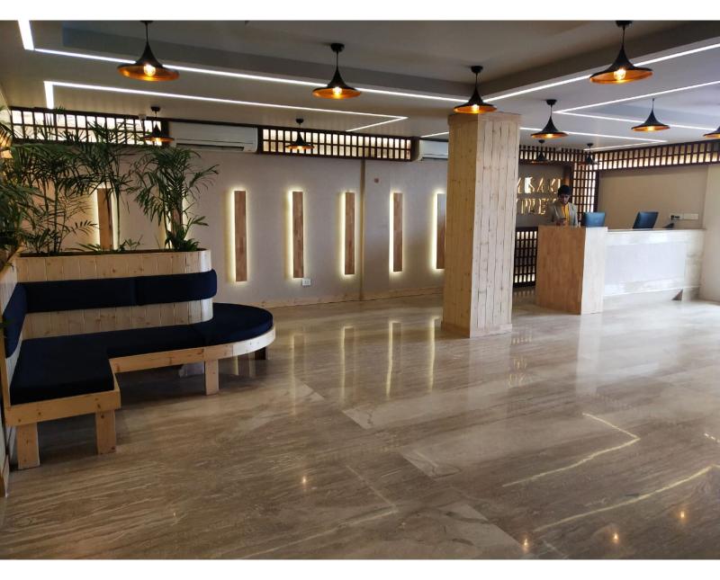 Photo of Hotel Decent Suites - Delhi Airport, 3-star hotel in South West