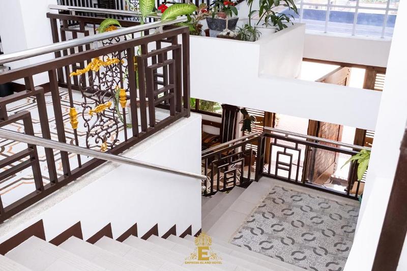 Photo of Empress Island Hotel, 3-star hotel in Alaminos