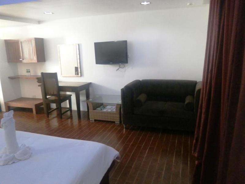 Photo of Giulius Boracay Italian Resort, 2-star hotel in Aklan