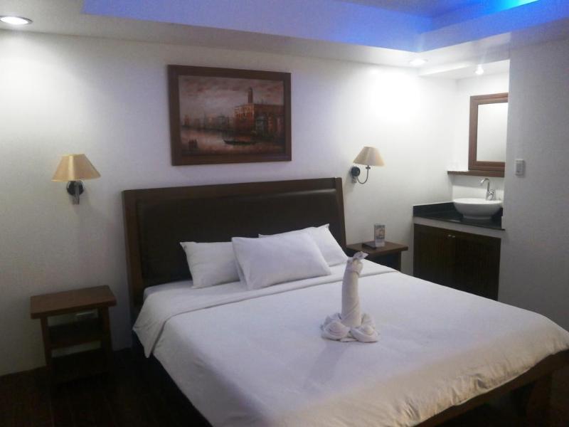 Photo of Giulius Boracay Italian Resort, 2-star hotel in Aklan