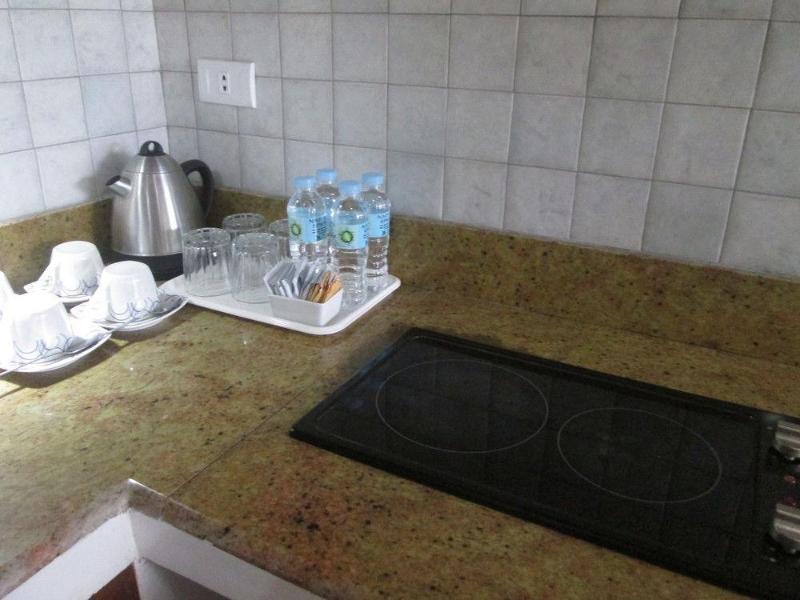 Photo of Giulius Boracay Italian Resort, 2-star hotel in Aklan