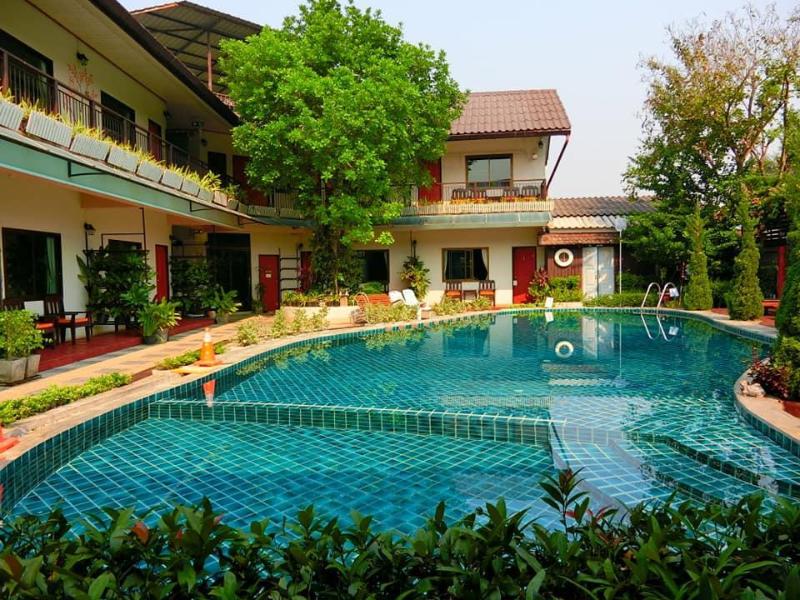 Medio De Pai Hotel, 4-star hotel in Mae Hong Son (province)