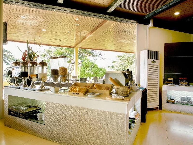 Photo of Sir James Resort, 4-star hotel in Mittaphap