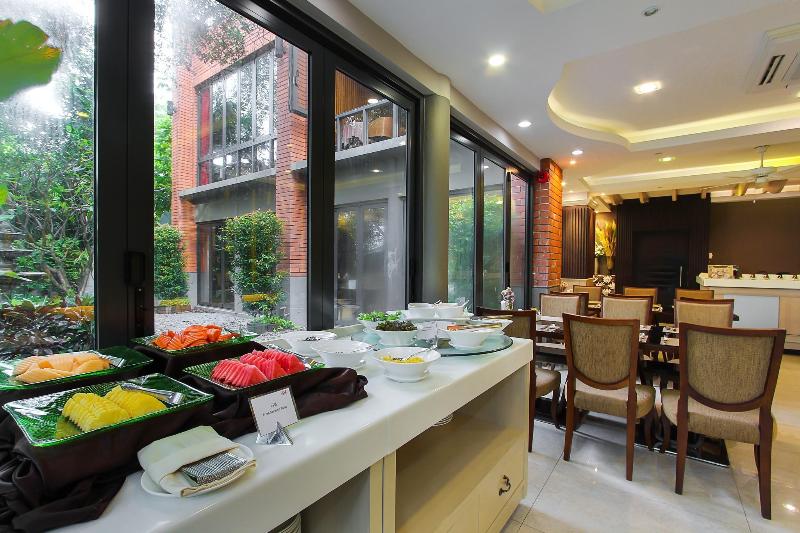 Photo of Rimnaam Klangchan Hotel, 4-star hotel in Chanthaburi