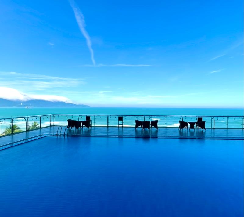 Serene Beach Hotel Danang, Singapore