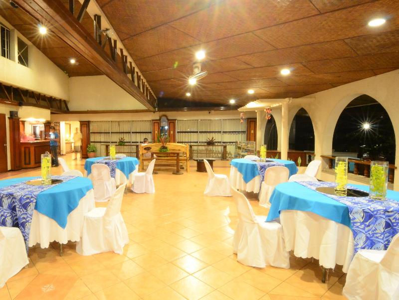 Photo of Palmas Del Mar Conference Resort Hotel, 3-star hotel in Bacolod