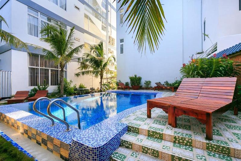 Ruby Hotel Phu Quoc, Singapore