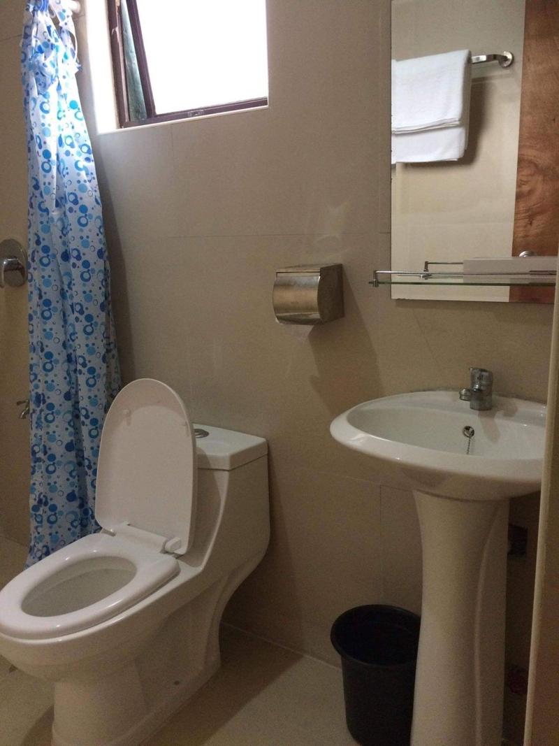 Photo of RedDoorz @ Ranchotel Alabang, 3-star hotel in Alabang