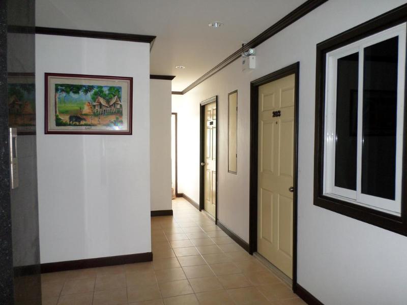 Photo of Hollywood Dannok Hotel, 2-star hotel in Danok