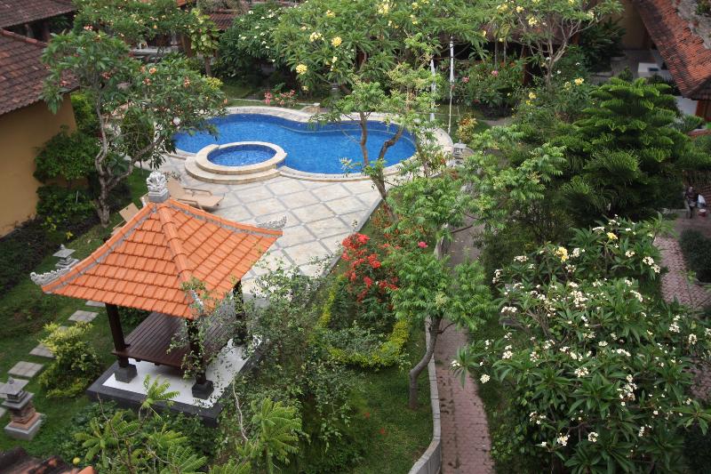 Suka Beach Inn, Singapore