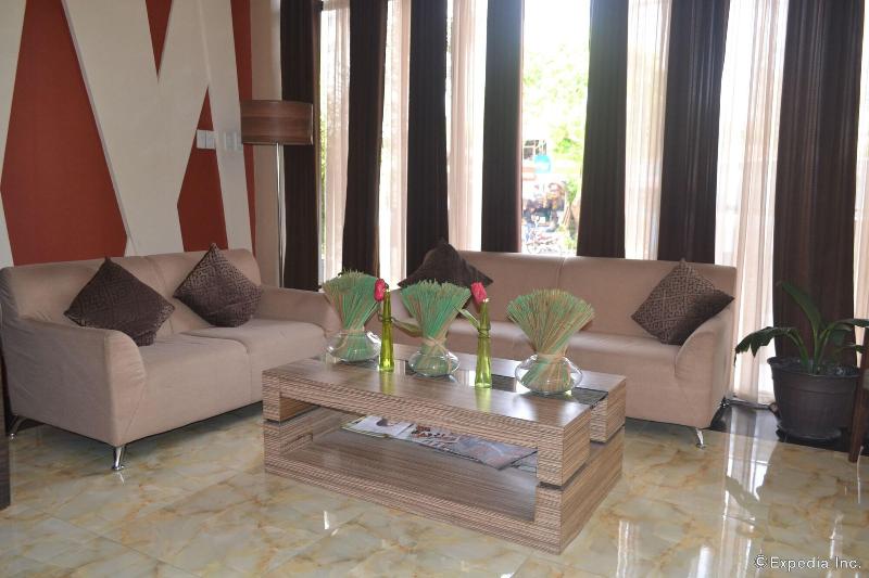 Photo of Columbus Plaza Hotel, 3-star hotel in General Santos